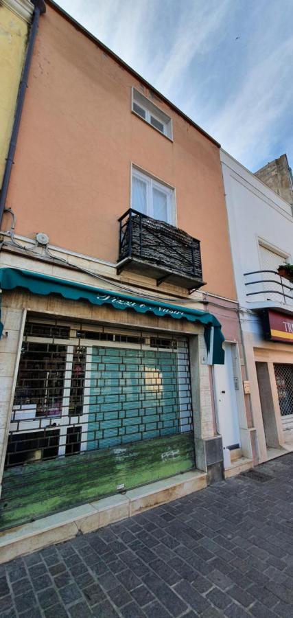 Appartamento In Piazza Italia Sant'Antioco Exterior foto